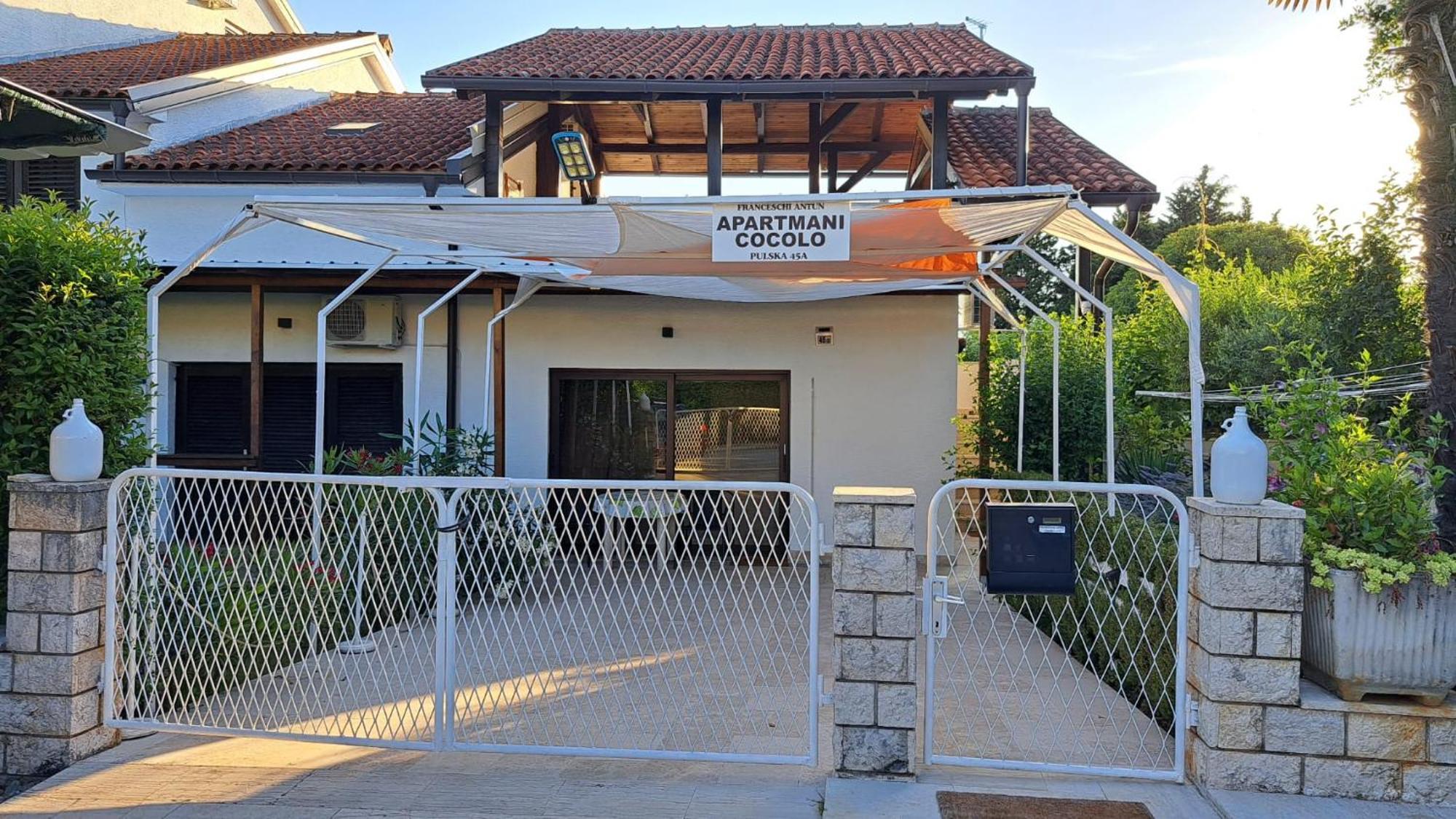 Cocolo Apartmán *