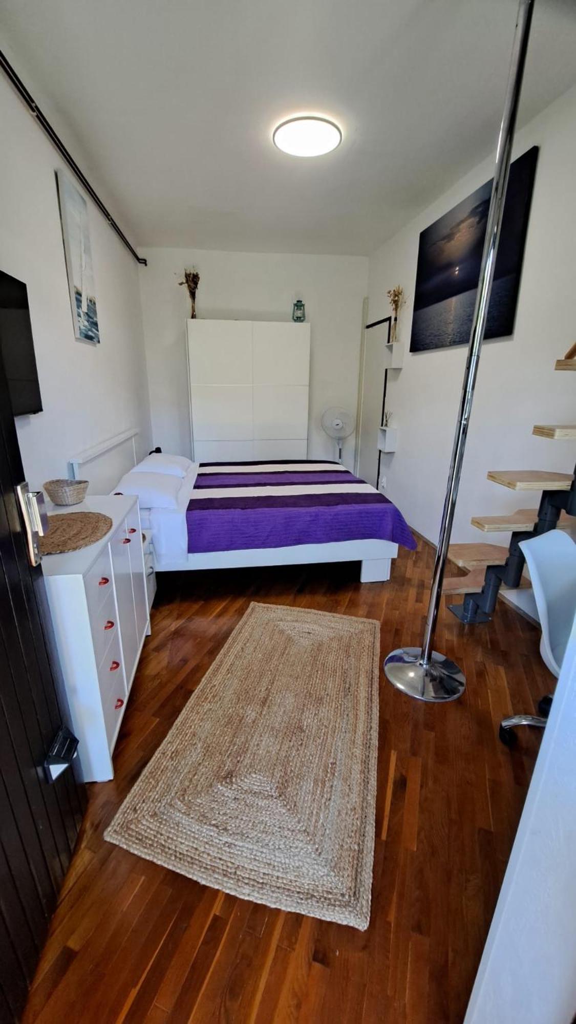 Apartman Cocolo *